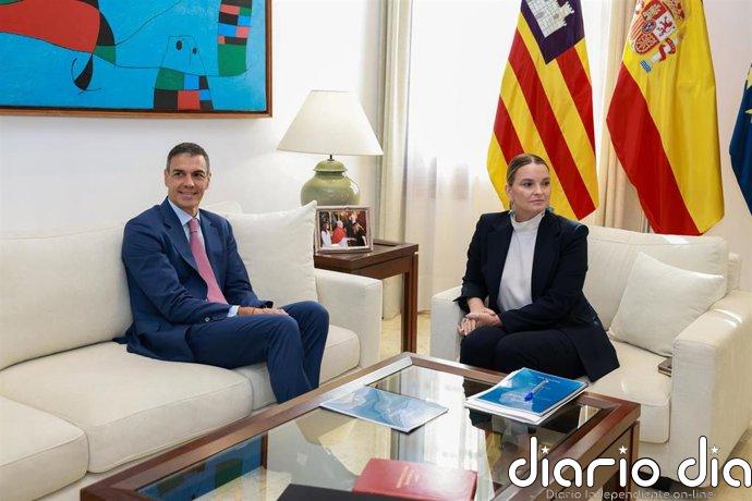 Prohens pide a Sánchez un plan ante la "emergencia migratoria" en Baleares y respalda el pacto europeo de migraciones
