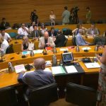 PSPV y Compromís estudian llevar a la justicia la alusión de "información privilegiada" de un diputado de Vox
