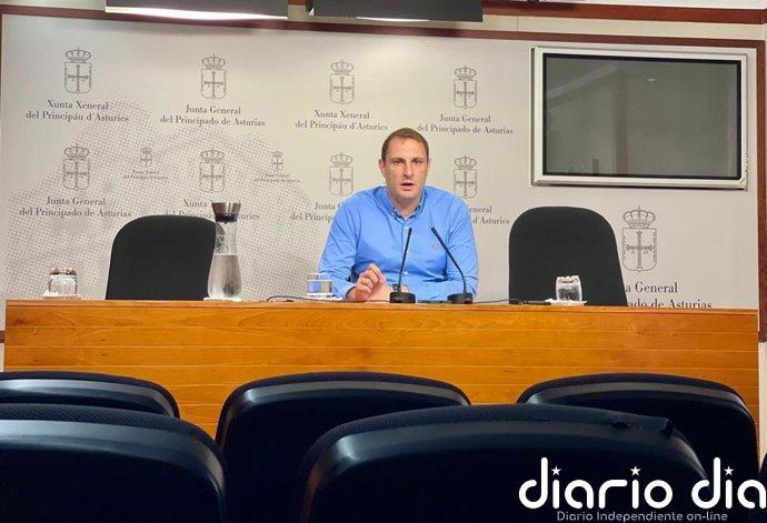 Pumares alerta de que la renuncia al ancho europeo "lastrará" la competitividad industrial de Asturias y de sus puertos