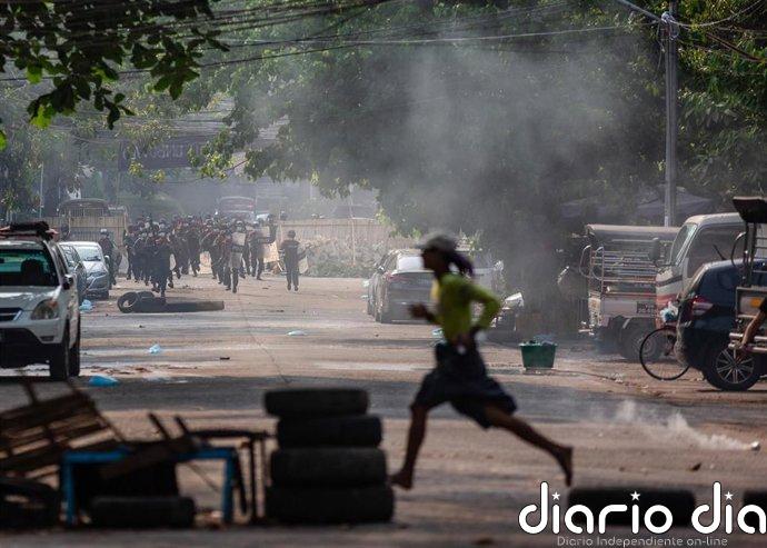 Rebeldes birmanos denuncian la muerte de 900 civiles a manos de la junta en el estado de Karen