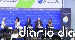 Redondo aboga por construir una "comunidad cuidadora" y reivindica el peso estratégico de los cuidados