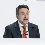 Repsol dispara sus ganancias a 2.201 millones a junio y acelera la retribución a los accionistas