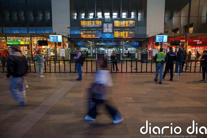 Retraso en trenes de Alta Velocidad Madrid-Andalucía debido a un robo de cables entre la Venta La Inés y Brazatortas
