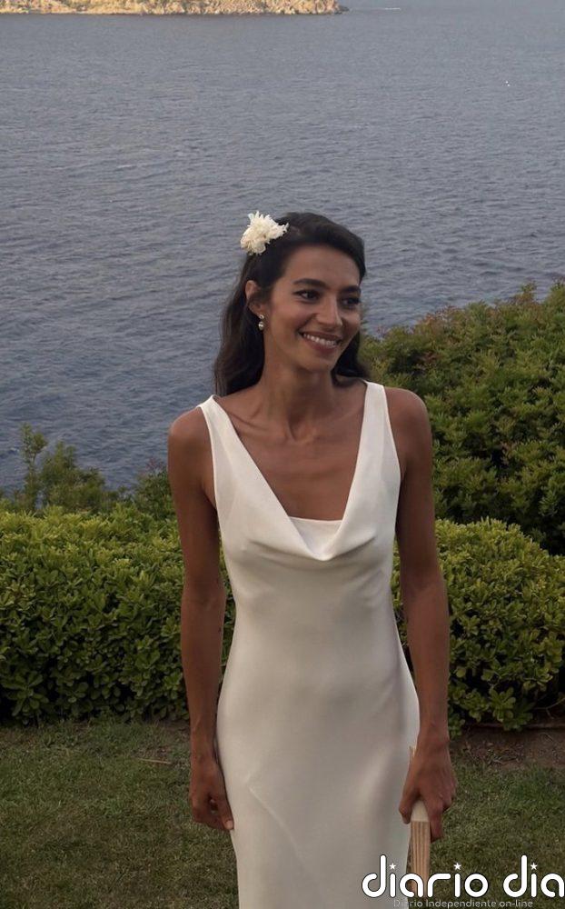 Rocío Crusset vuelve a vestirse de novia para celebrar en Ibiza su boda con Charlie Schein