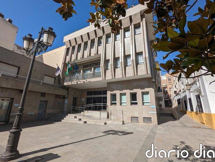 Roquetas de Mar (Almería) aprueba la demolición de la Casa Consistorial por 1,09 millones para construir su nueva sede