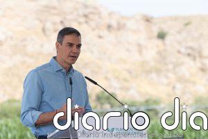 Sánchez carga contra quienes llaman "cáncer" a las bajas laborales: "Los derechos no se recortan, se defienden"