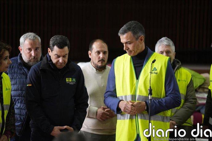 Sánchez habla con Moreno y dice que están desplegados todos los medios para extinguir el incendio en Los Gallardos