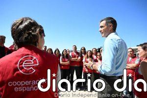 Sánchez recibe al personal del hospital de campaña de AECID a su regreso de Venezuela tras atender a 4.000 pacientes
