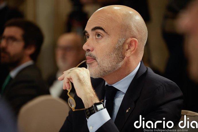 Sirera (PP) afirma que el barómetro apunta a que Collboni pierde "el control de la seguridad"