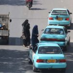 Talibanes utilizan el código de vestimenta para justificar detenciones arbitrarias de mujeres