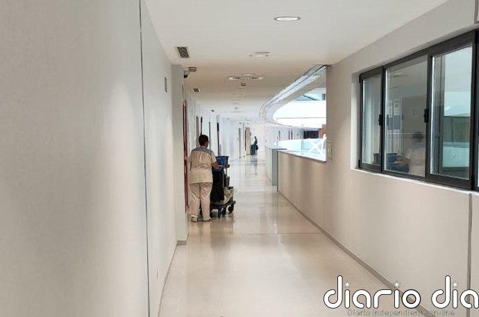 Trasladan al hospital a dos heridos por la colisión de dos turismos en Méntrida (Toledo)