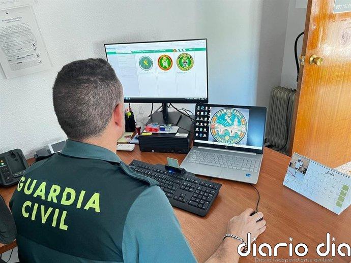 Tres detenidos por usar tarjetas bancarias extraviadas para realizar compras fraudulentas en Puente la Reina
