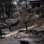 Tres incendios forestales afectan a la Comunidad con confinamientos, desalojos y carreteras cortadas