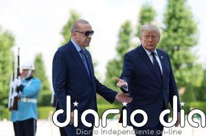Trump detendrá "completamente" el comercio con España y dice que es "una causa perdida": "No tienen remedio"