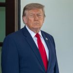 Trump sugiere que Irán y Hezbolá podrían ser incluidos en el proyecto de sanciones contra Rusia