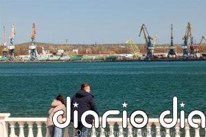 Ucrania ataca con drones 15 buques de la "flota fantasma" rusa en el mar de Azov