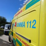 Un camión de la UME vuelca y deja dos heridos graves y uno leve en Robledo de Chavela (Madrid)
