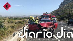 Un fallecido y dos heridos en un choque frontal entre dos coches en Ondara