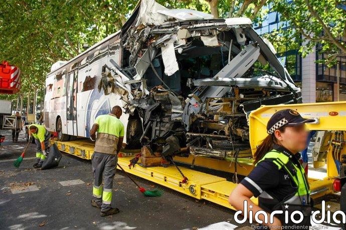 Un herido del accidente de autocar de Lleida sigue en la UCI con "evolución favorable"