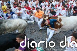 Un joven guipuzcoano de 23 años sufre un puntazo en el brazo en el segundo encierro de San Fermín
