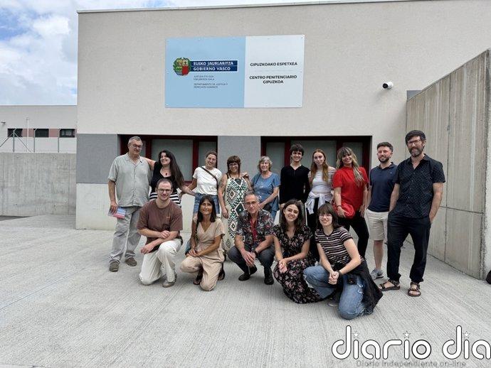 Un total de 12 estudiantes comparten aula con 20 presos en un curso de verano de EHU celebrado en la prisión de Zubieta