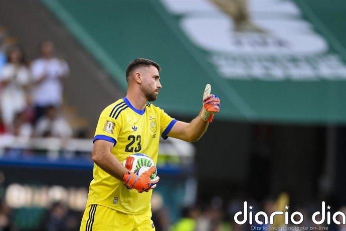 Unai Simón logra un nuevo récord de imbatibilidad en la Copa del Mundo