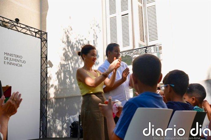 Unos 2.800 niños y adolescentes saharauis pasarán este verano en España con el programa 'Vacaciones en paz'