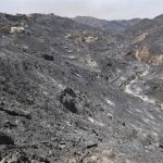 Unos 46 efectivos y tres autobombas trabajan esta noche en el remate del incendio de Los Gallardos (Almería)