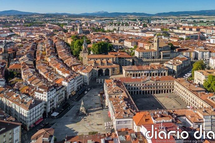 Vitoria aprueba el proyecto de ordenanza que podrá convertir mil locales en viviendas en planta baja