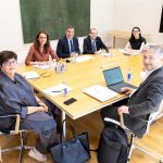 Xunta y universidades inician el diálogo para "mejorar" la organización y la gestión de la PAU en Galicia