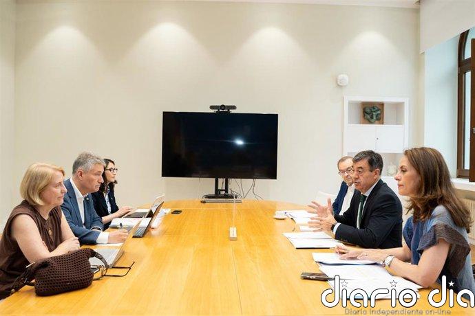 Xunta y universidades pactan la reforma de la PAU, con la que los profesores de Bachillerato ganan peso