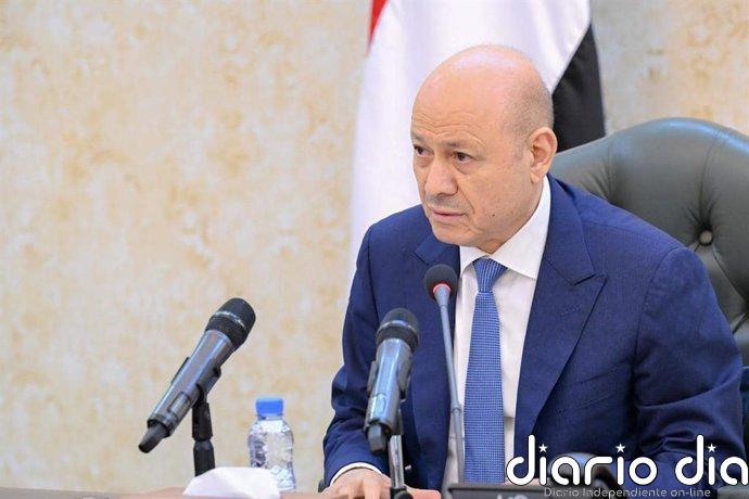 Yemen nombra al ex primer ministro Bin Buraik embajador en Arabia Saudí