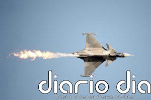 Zelenski destaca el "refuerzo histórico" que supone la adquisición de 16 cazas Gripen suecos