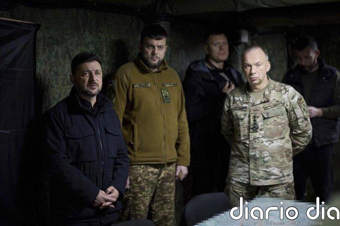 Zelenski destituye al comandante en jefe de las Fuerzas Armadas tras el cese del ministro de Defensa