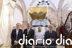 Adamuz (Córdoba) presenta el nuevo palio de su patrona, la Virgen del Sol, con el respaldo de la Diputación