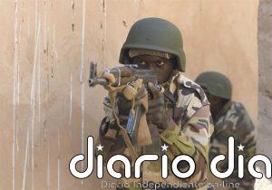 Al menos 18 gendarmes muertos en un ataque de individuos armados en el suroeste de Níger