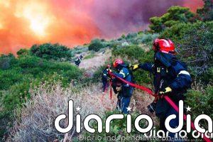 Al menos cuatro heridos por la colisión en vuelo de dos helicópteros que combatían los incendios de Grecia