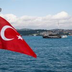 Al menos dos muertos y 16 heridos al chocar un autobús urbano contra un muro en Estambul (Turquía)