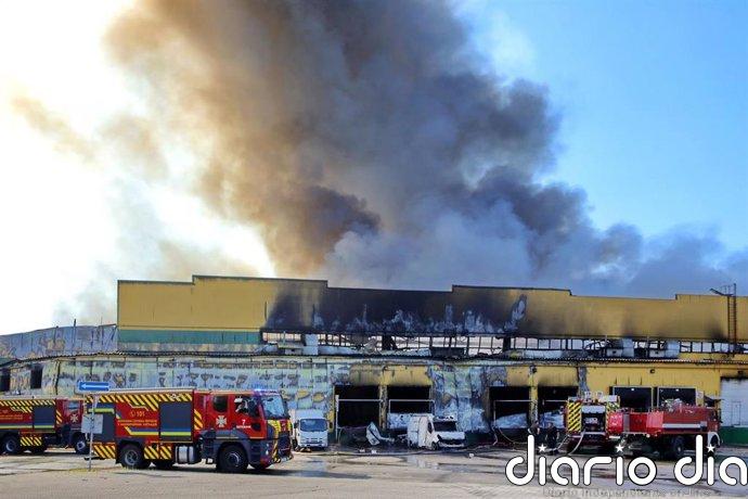 Al menos una víctima mortal y doce heridos en bombardeos rusos contra Kiev