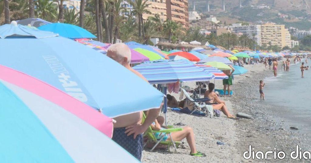 Almuñécar lidera la reclamación de más fondos para los municipios que multiplican su población en verano