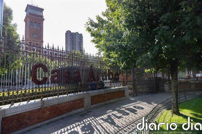 Alumnos de Casa Árabe se concentrarán el 1 de septiembre contra el desalojo en los jardines de Escuelas Aguirre