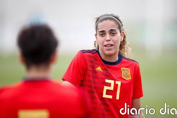 Andrea Falcón se retira del fútbol profesional con 29 años
