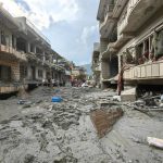 Aumentan a más de 900 los muertos en Nepal por la devastadora riada en la frontera con China