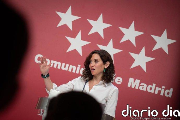 Ayuso cree que sería "poco inteligente" que le buscaran una casa que no podría "esconder" y ve intención de "hacer daño"