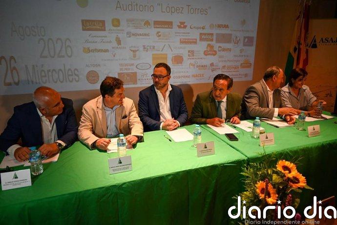 Barato advierte de la "compleja situación" del sector agrario por incremento de costes de producción y bajos precios
