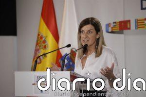 Buruaga confirma que Cantabria irá a la sectorial sobre los menores en Ceuta, lo que "no avala" al Gobierno central