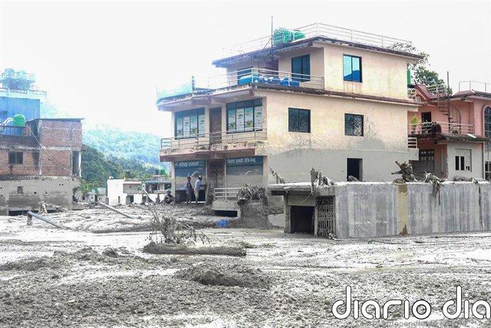 Canadá confirma 30 nacionales en paradero desconocido tras las inundaciones en el norte de Nepal