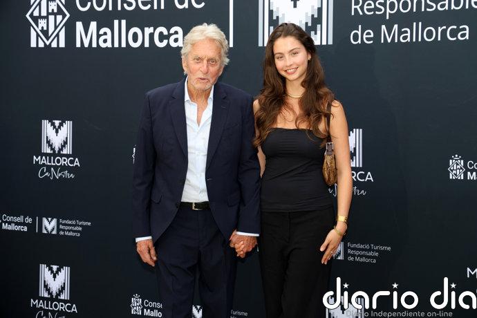 Carys Douglas, hija de Michael Douglas, sorprende hablando en español: "Mis recuerdos favoritos están en Mallorca"