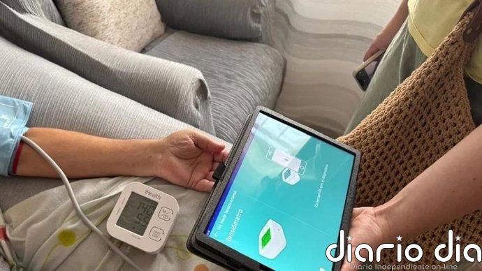 Cerca de 2.500 pacientes crónicos cuentan con sistemas de asistencias de telecuidados en Granada