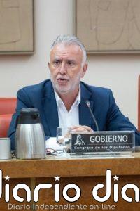 Cerca de 800 migrantes de Ceuta, trasladados este lunes a recursos habilitados "no sin dificultades", según Torres
